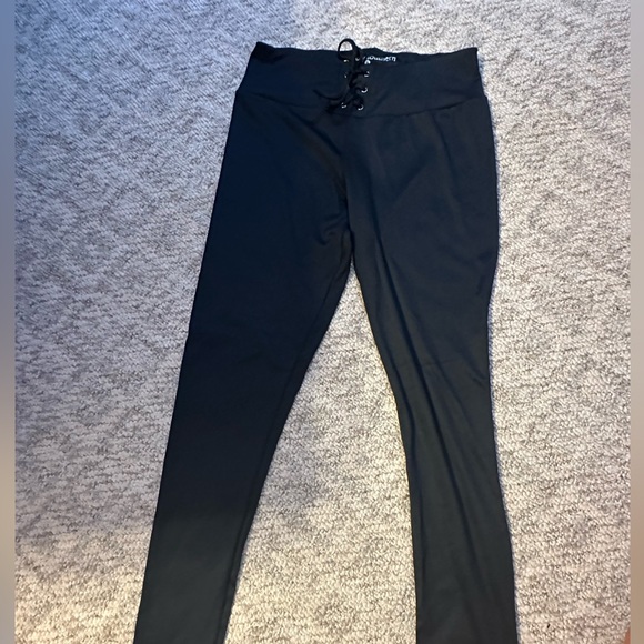 Simply Southern Leggings - Picture 1 of 6